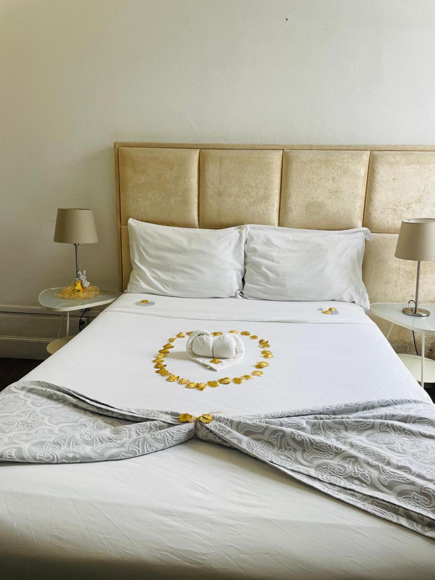 Ww Hostel & Suites Коимбра Екстериор снимка
