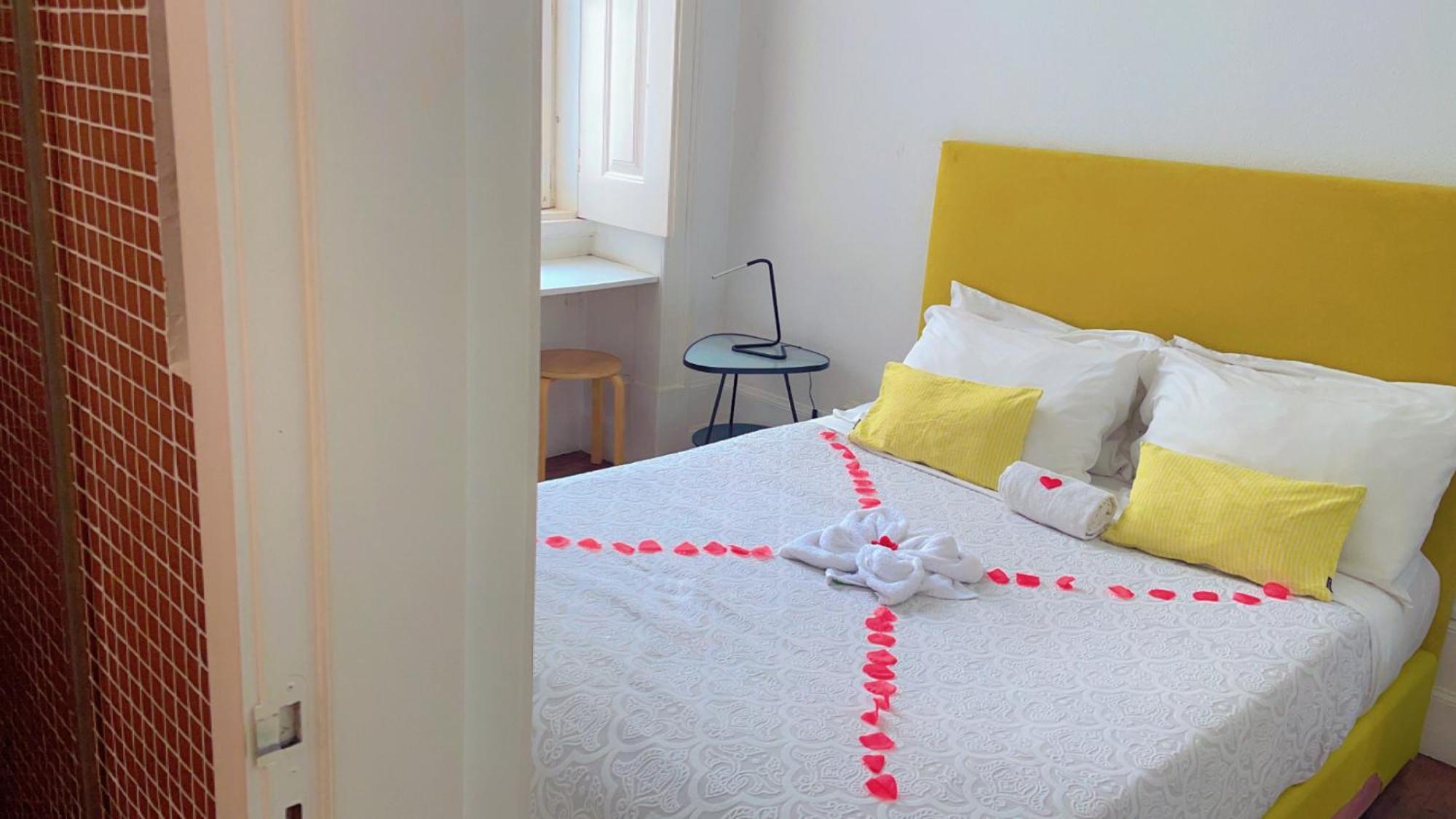 Ww Hostel & Suites Коимбра Екстериор снимка
