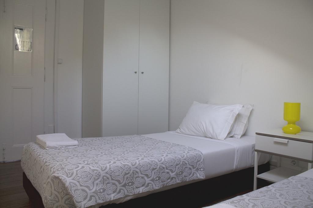 Ww Hostel & Suites Коимбра Екстериор снимка
