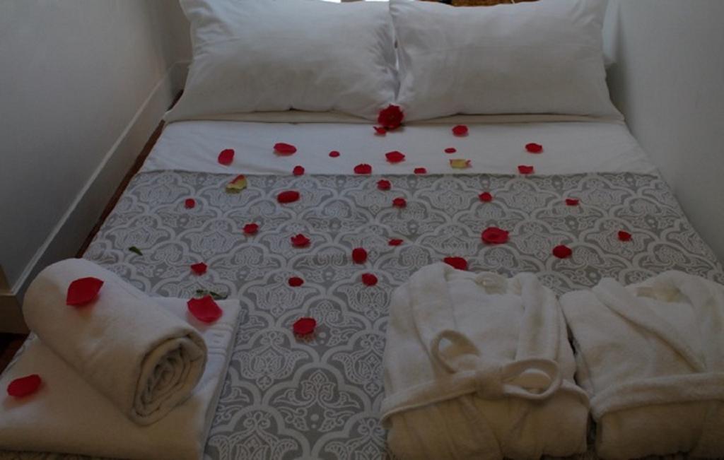 Ww Hostel & Suites Коимбра Екстериор снимка