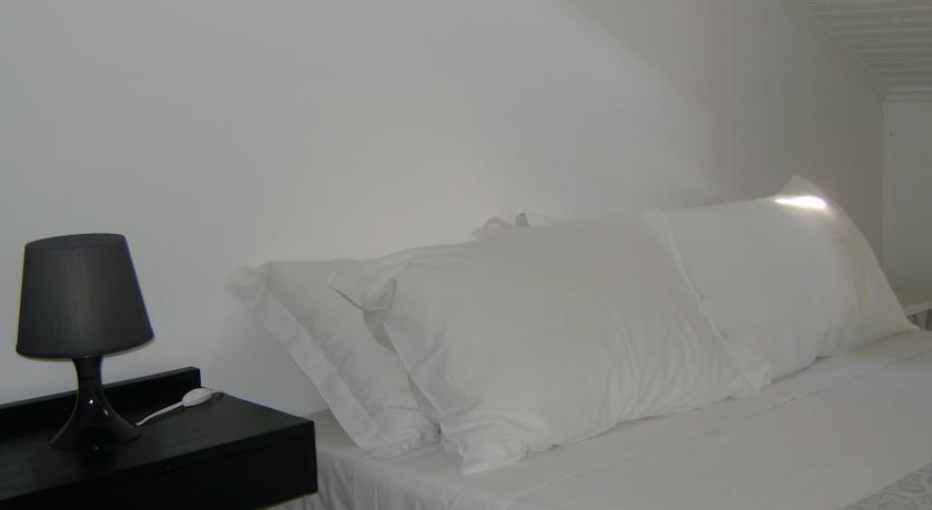 Ww Hostel & Suites Коимбра Екстериор снимка