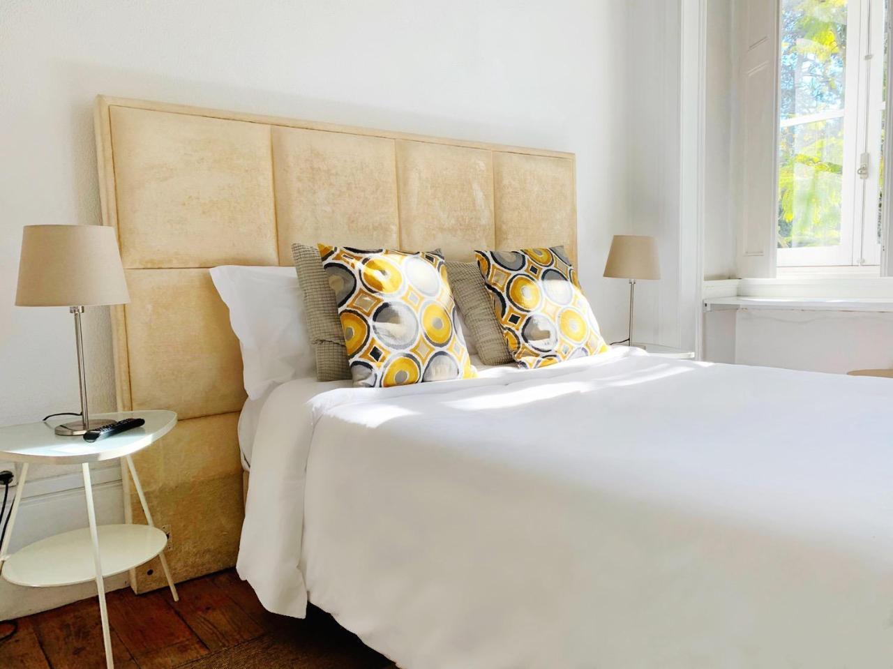 Ww Hostel & Suites Коимбра Екстериор снимка